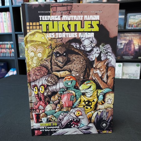 VOL. 10 TEENAGE MUTANT...